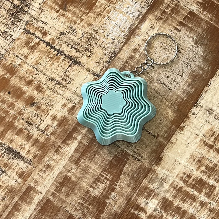 Chaveiro azul personalizado produzido em impressão 3D